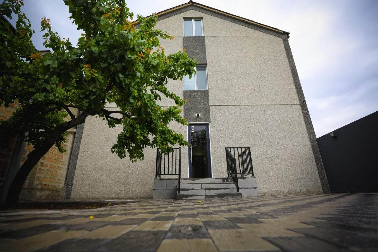 Am Hotel Yerevan Bagian luar foto